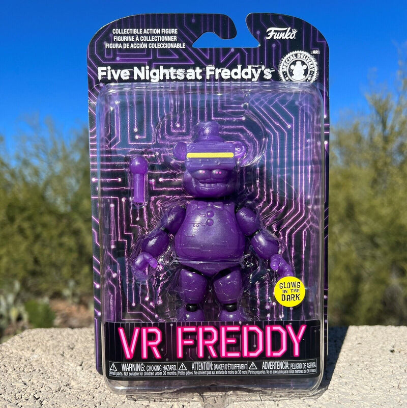 Five Night at Freddy's VR Freddy Glows in the Dark